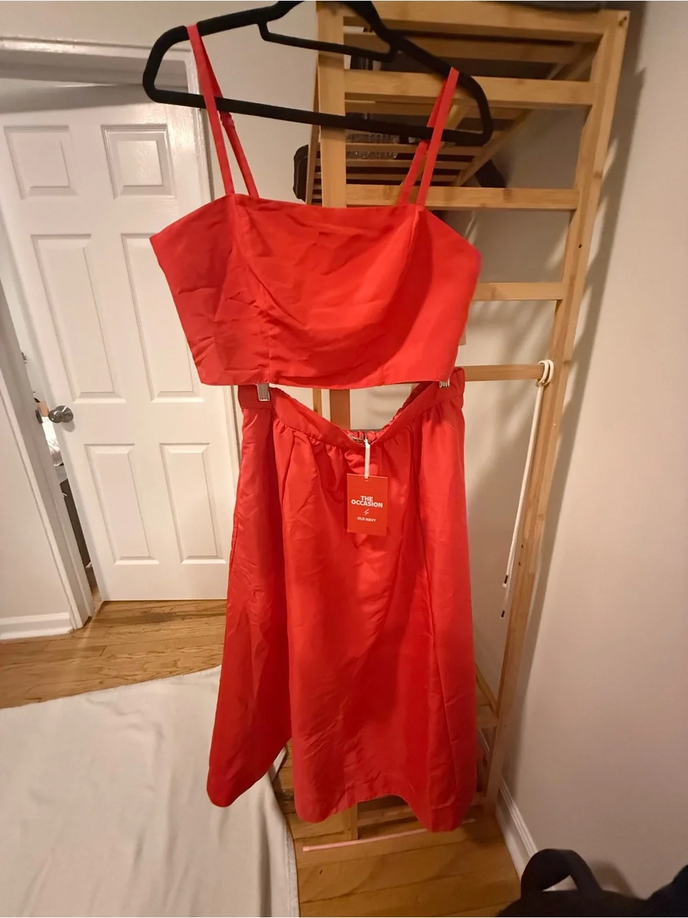 N/A flattering red